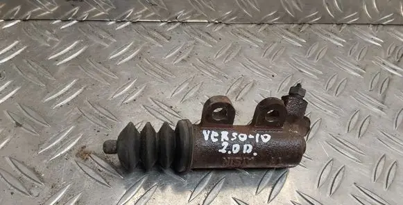 Toyota Verso Clutch slave cylinder 