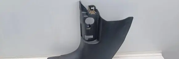 Audi A3 S3 8V Foot area side trim 8V3867271 1785