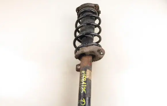 Volkswagen PASSAT B6 Front shock absorber with coil spring 3C0413031N