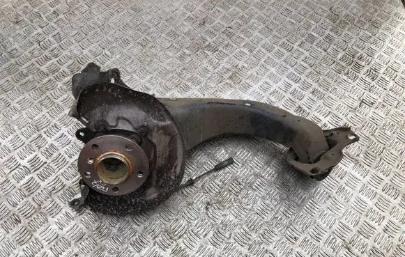 Mini Cooper Countryman F60 Rear wheel hub spindle/knuckle 6851579 179920