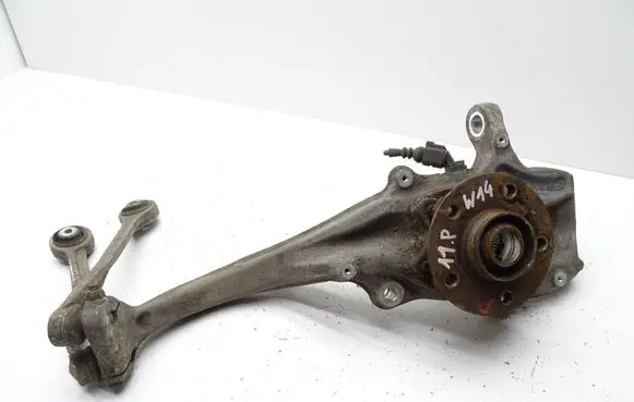 Audi A5 8T 8F Front wheel hub spindle knuckle 8K0407258E