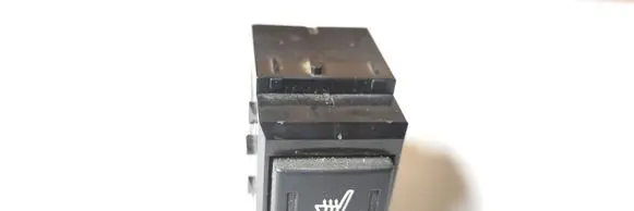 Land Rover Discovery 3 - LR3 Seat heating switch YUF500120