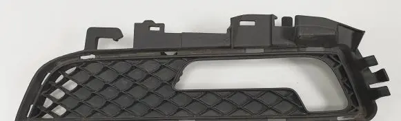 Mercedes-Benz E C207 W207 Front bumper lower grill A2078871225