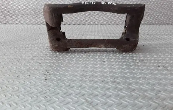 Tata Safari Front Brake Caliper Pad/Carrier 