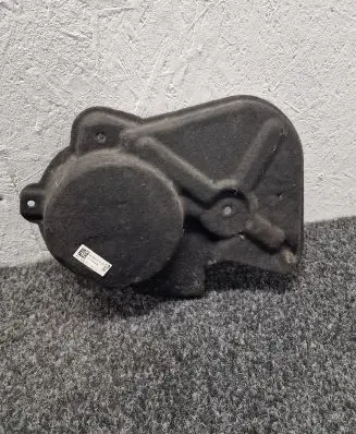 BMW 2 F44 Timing belt guard (cover) 8657579