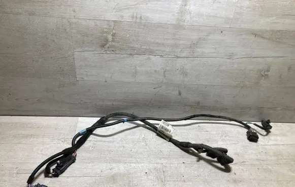 Citroen C3 Aircross Rear tail light wiring loom 39199187