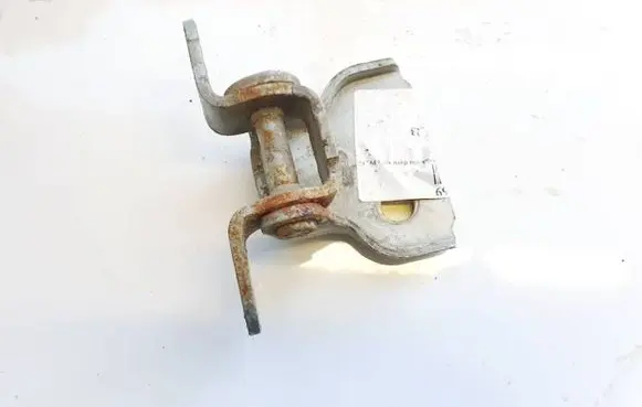 Toyota Aygo AB10 Front door upper hinge