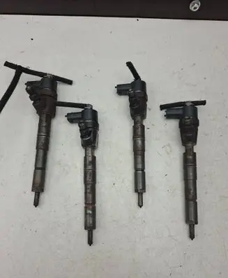 Fuel injector