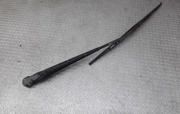 Ford Explorer Windshield/front glass wiper blade 