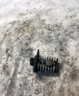 Hyundai Sonata Heater blower motor/fan resistor