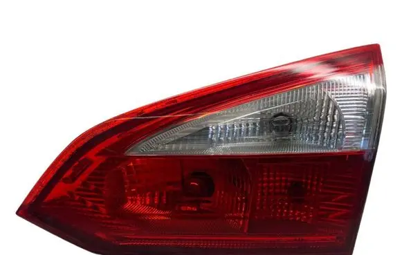 Ford Focus Tailgate rear/tail lights BM5113A602BB