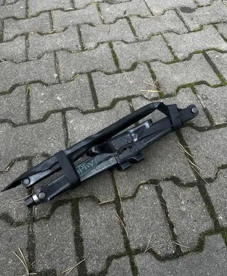 Opel Antara Wheel nut wrench 25750681 7M121 3653