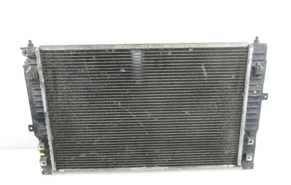 Volkswagen PASSAT B5.5 Coolant radiator 