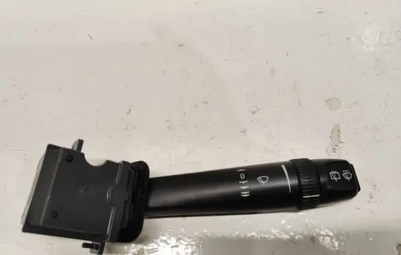 Volvo XC90 Wiper control stalk 30768100