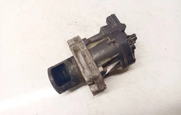 Opel Insignia A EGR valve 55666052