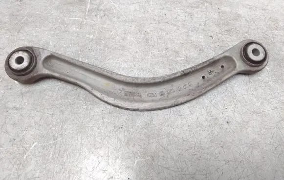 Mercedes-Benz C W204 Rear control arm 20407