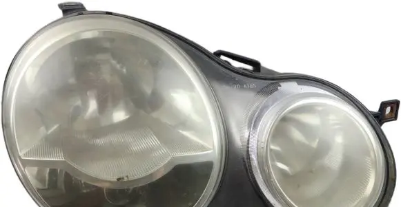Volkswagen Polo Headlight/headlamp 20A385