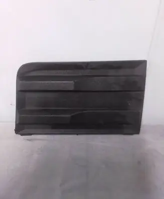 Dodge Durango Front bumper corner part panel trim 15290956