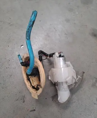 BMW 5 F10 F11 Fuel injection high pressure pump 08751100511