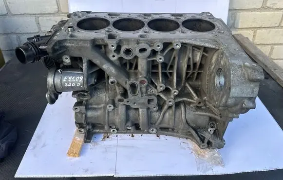 BMW 3 E90 E91 Engine block 781113802 N47d20c 04848398