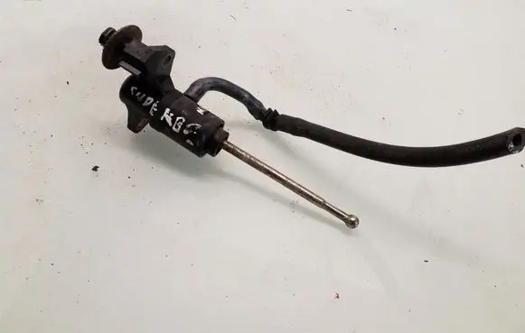 Skoda Superb B5 (3U) Clutch master cylinder 8E1721401AF
