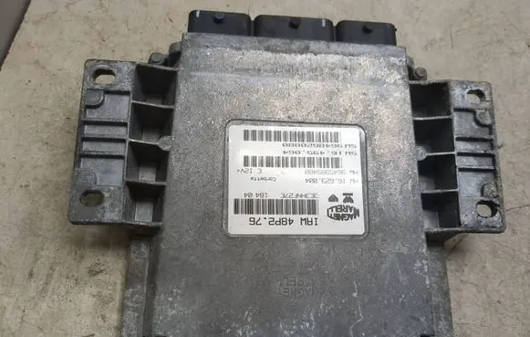 Peugeot 206 Engine control unit/module IAW48P276 9645989480 9648620880