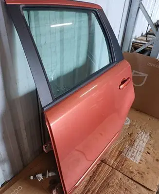 Nissan Note (E11) Rear door 