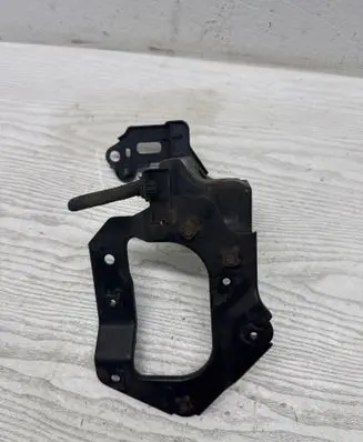 Radiator support slam panel bracket