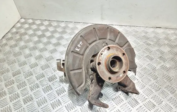 Skoda Octavia Mk2 (1Z) Front wheel hub 1K0400053me