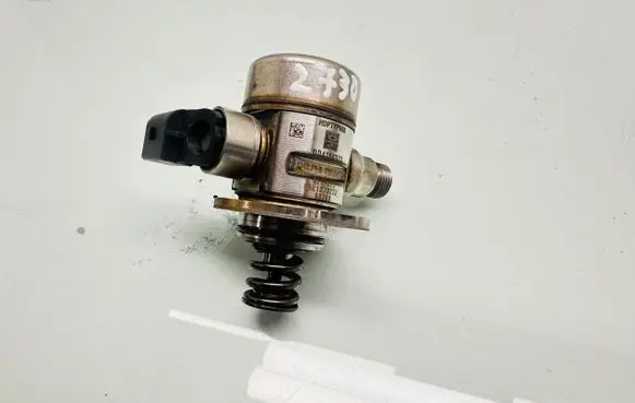 Cupra Formentor Fuel injection high pressure pump 05E127027J 0257072