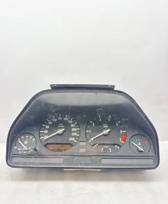 BMW 5 E34 Speedometer (instrument cluster) 1391726 6160531001