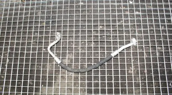 Volkswagen Scirocco Air conditioning (A/C) pipe/hose