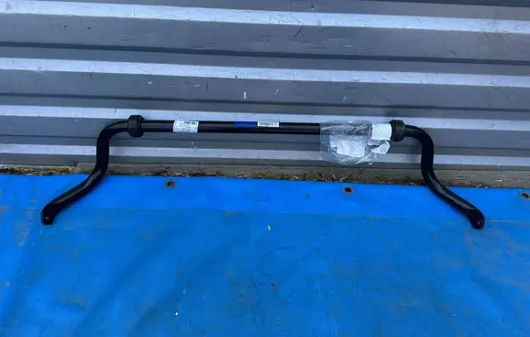 Audi A5 Front anti-roll bar/sway bar 4P0411305