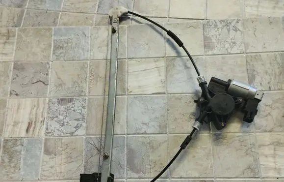 Mazda 3 I Rear door window regulator with motor GJ6A5958X CM011760