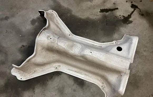 Mercedes-Benz GLS X166 Exhaust heat shield A1644710187