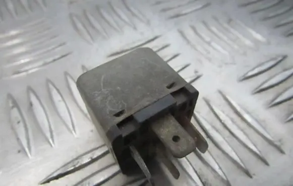 Ford Sierra Other relay 81ag14n089ca 4ra940010-40