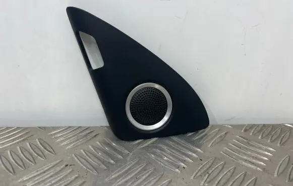 Audi Q5 SQ5 Front door speaker cover trim 8R1035423A