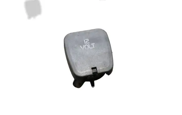 Volvo XC70 Cigarette lighter rear 