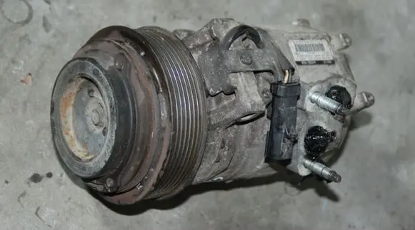 Jeep Grand Cherokee (WK) Air conditioning (A/C) compressor (pump) P55116835AE