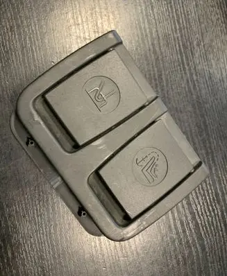 BMW 5 F10 F11 ISOFIX cover 7275091 7275092