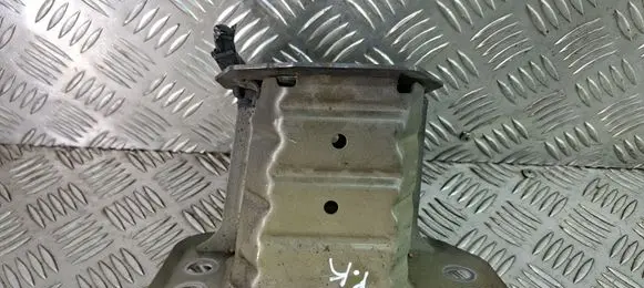 Toyota C-HR I Front bumper shock/impact absorber