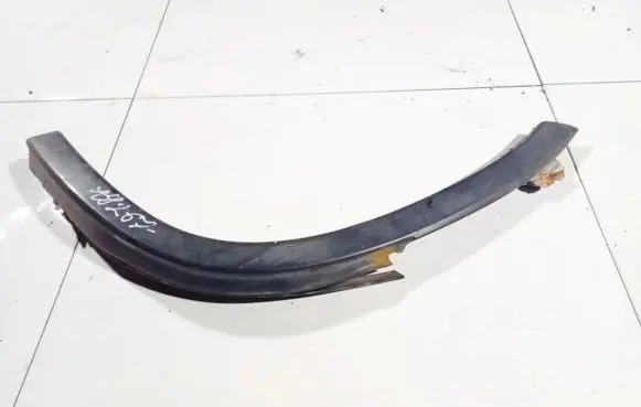 Front arch trim