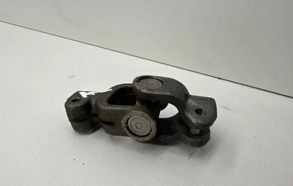 Toyota Yaris Steering column universal joint