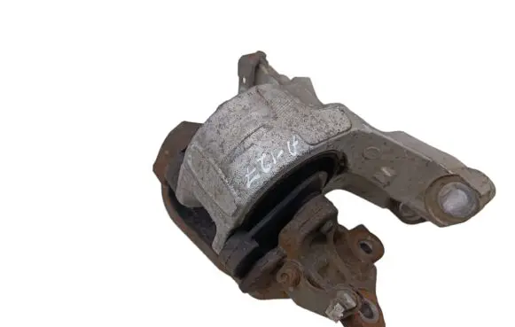Honda Accord Engine mounting bracket