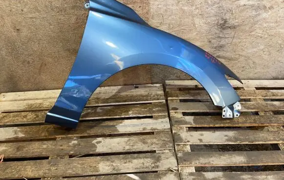 Mazda 6 Fender S2501M160