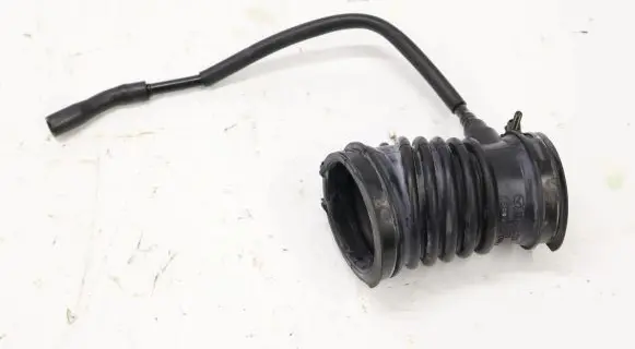 Mazda 6 Intercooler hose/pipe PY0113221