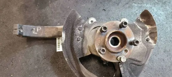 BMW X6 F16 Front wheel hub spindle knuckle 16193510