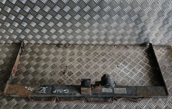 Volkswagen Golf IV Tow bar set 