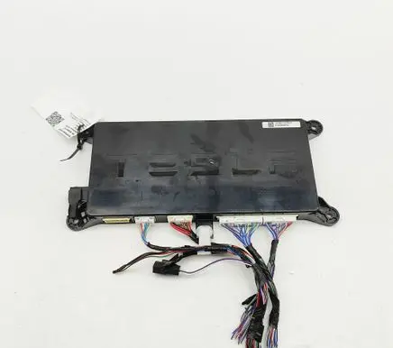 Tesla Model X Door control unit/module 104390010D
