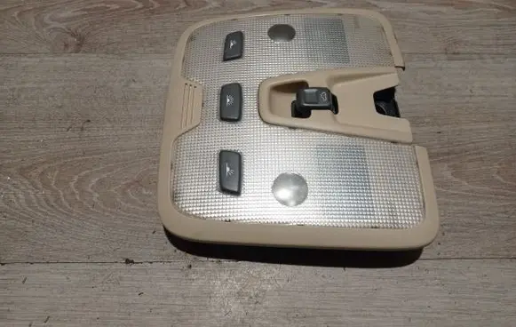 Volvo V70 Front seat light 9196160 9483553 9483554